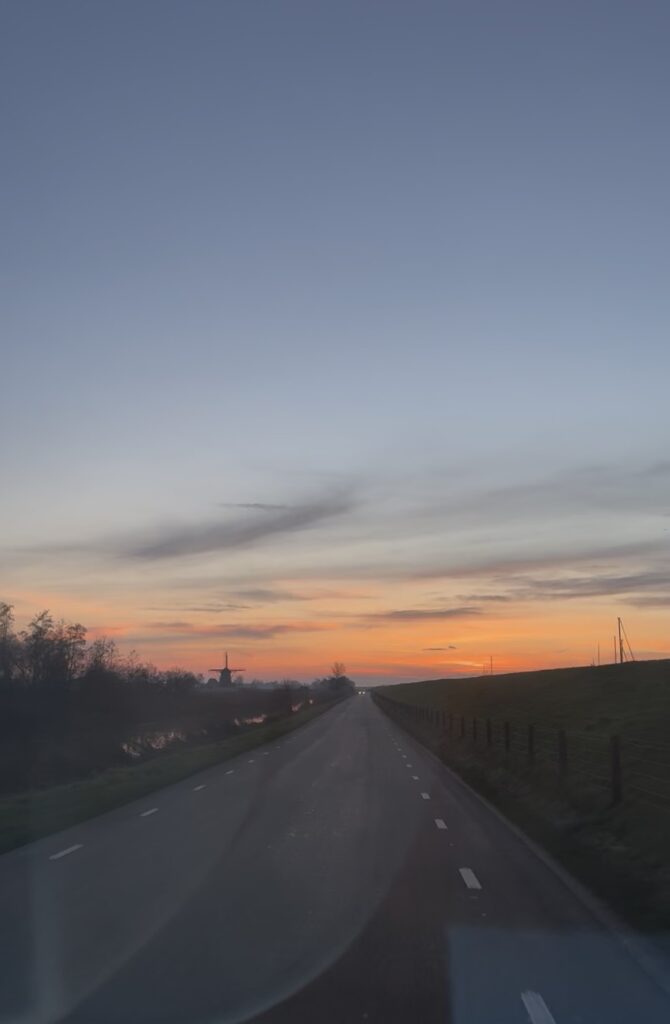 Cycling route Friesland windmill Workum IJsselmeer